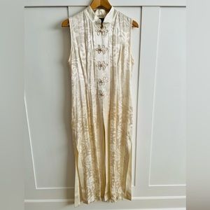 SANS Souci Size Large Sleeveless Top